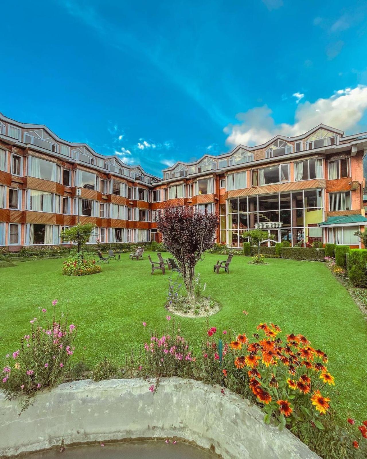 The Quiet Resort Pahalgām Esterno foto